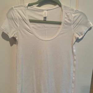 Lululemon T-shirt